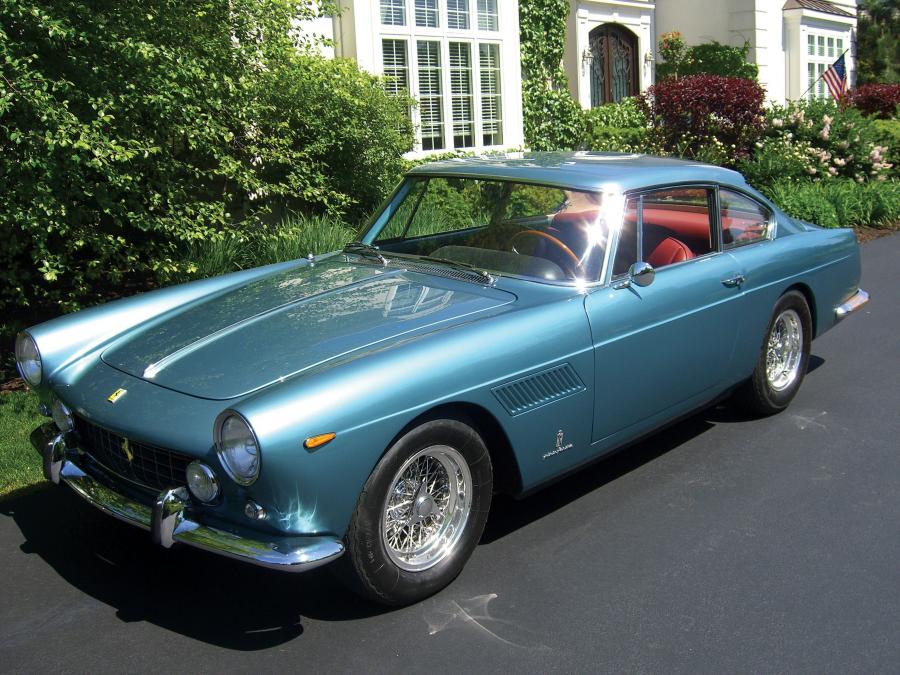  Ferrari 250 GTE 2+2 Coupe 1962 года  (фото 1 из 4)